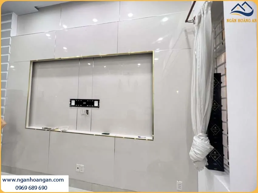 Ngân Hoàng An Là Đại Lý Thi Công Tấm PVC Trắng Trơn Kosmos Uy Tín TPHCM